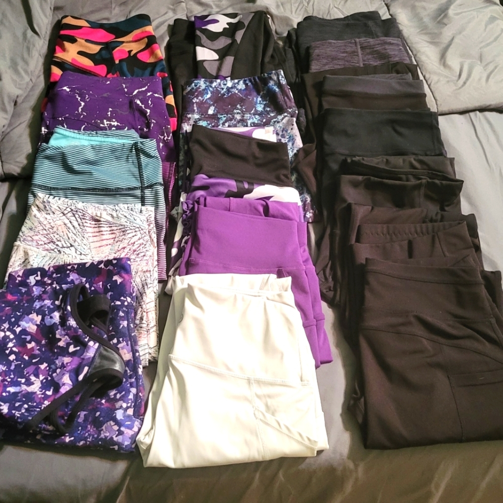 17 Pairs Ladies Leggings